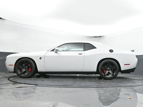 Used 2017 Dodge Challenger SRT Hellcat image 46