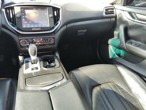 Used 2015 Maserati Ghibli image 43