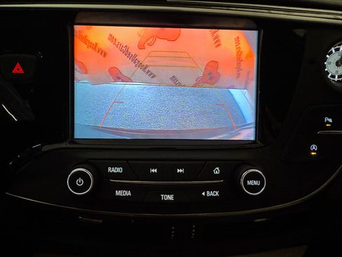 Used 2019 Buick Envision Preferred FWD image 27