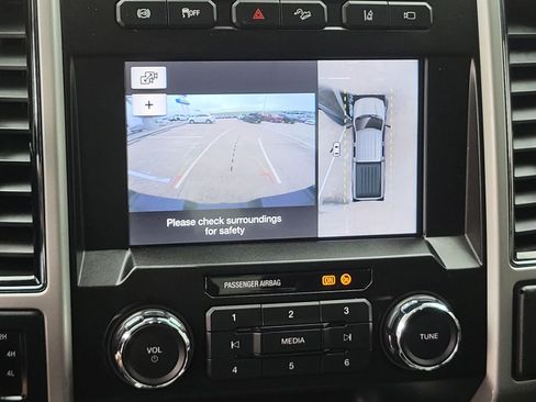 Used 2019 Ford F250 Lariat w/ Lariat Ultimate Package AWD/4WD image 15