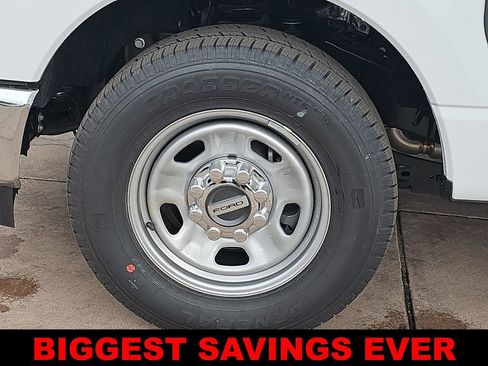 New 2025 Ford F350 XL w/ XL Chrome Package RWD image 37