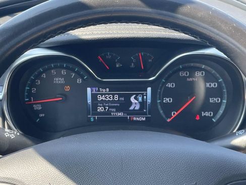 Used 2019 Chevrolet Impala LT FWD image 26