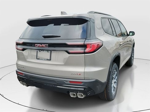 New 2026 GMC Acadia AT4 w/ Luxury Package image 4
