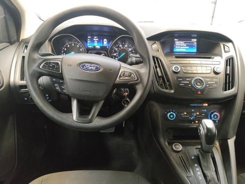 Used 2016 Ford Focus SE FWD image 22