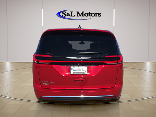 New 2026 Chrysler Pacifica Select FWD image 6