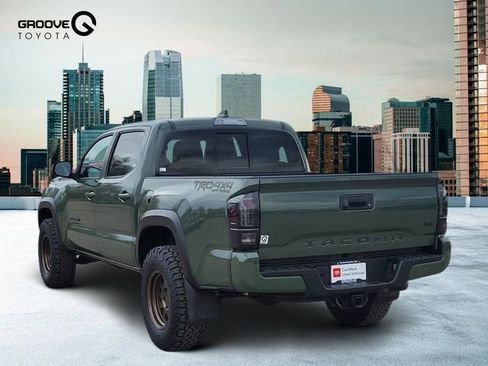 Used 2021 Toyota Tacoma TRD Off-Road w/ Technology Package image 3