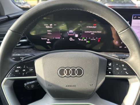 Certified 2025 Audi Q5 Premium w/ Convenience Package AWD/4WD image 22