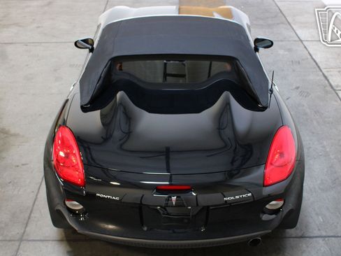 Used 2006 Pontiac Solstice Convertible w/ Premium Package image 16