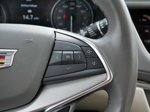 Certified 2023 Cadillac XT5 Premium Luxury w/ Technology Package AWD/4WD image 27