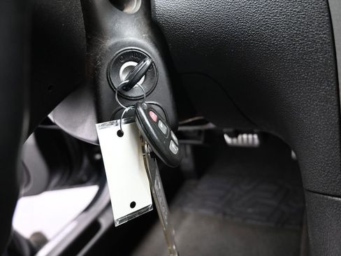 Used 2009 Pontiac Solstice GXP w/ Premium Package image 18