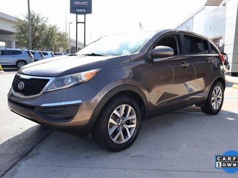 Used 2015 Kia Sportage LX image 3