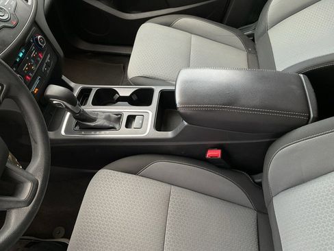 Used 2018 Ford Escape SE image 33