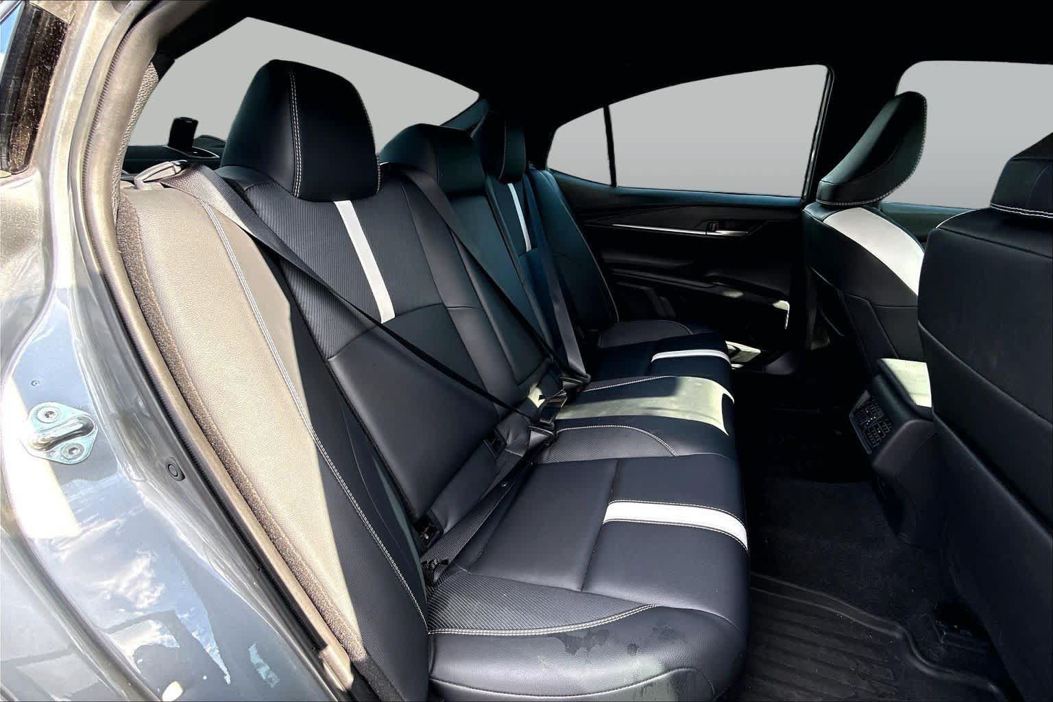 Used 2025 Toyota Camry SE FWD image 19