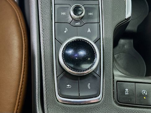 Used 2023 Cadillac XT4 Premium Luxury w/ Technology Package image 26