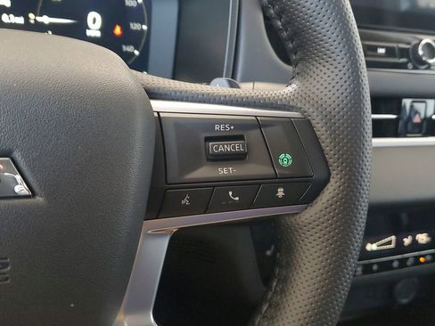 New 2026 Mitsubishi Outlander SE FWD image 25