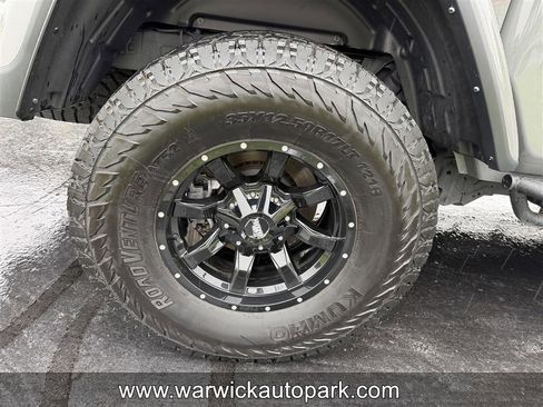 Used 2021 Jeep Gladiator Mojave AWD/4WD image 13