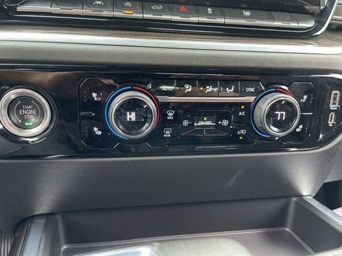 Used 2022 Chevrolet Silverado 1500 RST image 19