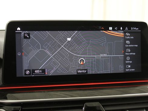 Certified 2023 BMW 530i xDrive w/ Premium Package image 10