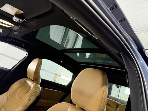 Used 2022 Volvo S90 B6 Inscription w/ Advanced Package image 18