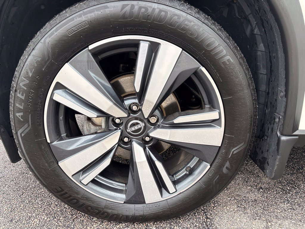 Certified 2023 Nissan Rogue SL w/ SL Premium Package AWD/4WD image 19