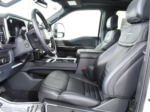 New 2026 Ford F350 Platinum w/ FX4 Off-Road Package AWD/4WD image 6