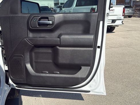 Used 2024 Chevrolet Silverado 1500 Custom image 26