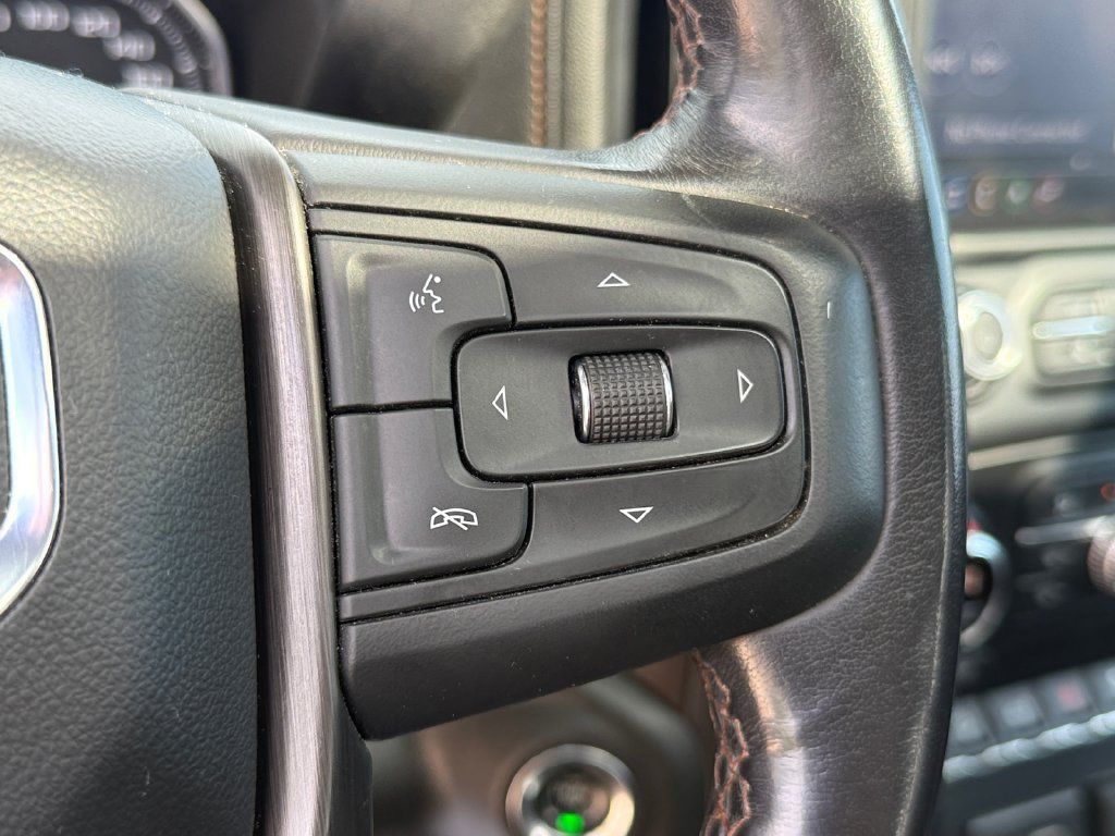 Used 2022 GMC Sierra 1500 AT4 w/ AT4 Preferred Package AWD/4WD image 17