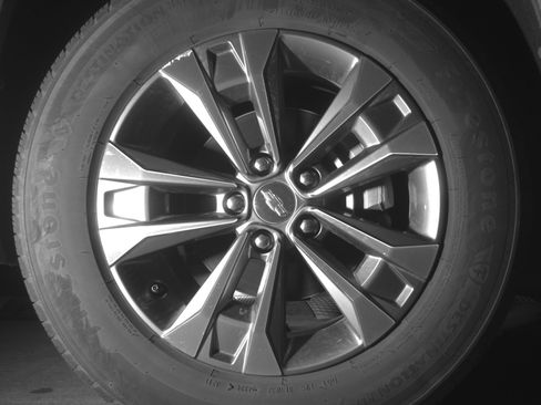 Used 2025 Chevrolet Equinox LT image 13