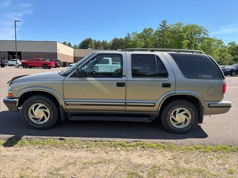 Used 1999 Chevrolet Blazer LT AWD/4WD image 3