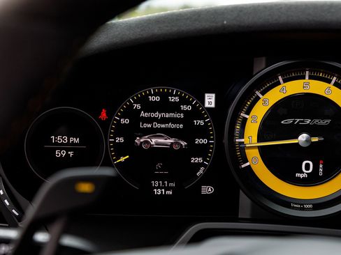 Used 2025 Porsche 911 GT3 RS image 47