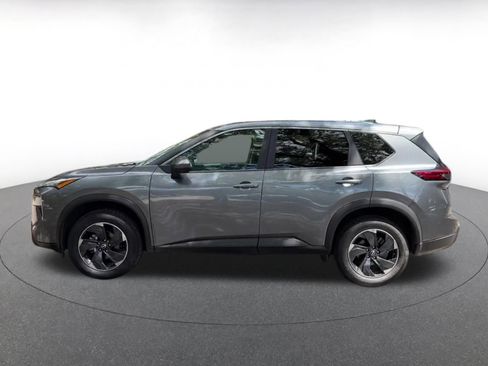 Used 2025 Nissan Rogue SV FWD image 9