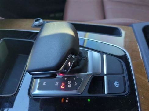 Used 2023 Audi Q5 2.0T Premium Plus image 12