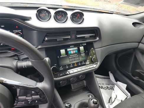 Certified 2024 Nissan Z Performance w/ Floor Mat Package image 17