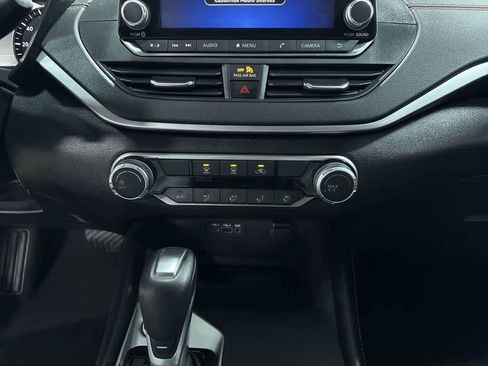 Used 2022 Nissan Altima 2.5 SR image 21