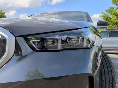 Certified 2026 BMW 530i RWD image 3