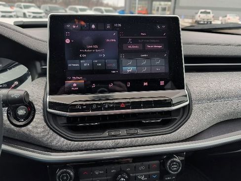 Used 2022 Jeep Compass Latitude w/ Convenience Group image 13