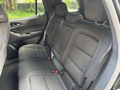 Used 2025 Chevrolet Equinox LT FWD image 38