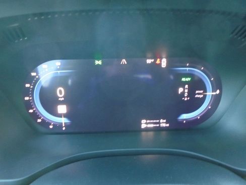 Used 2024 Volvo XC60 T8 Ultimate w/ Protection Package Premier image 18