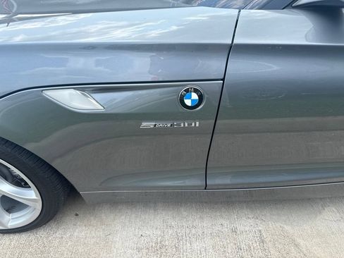 Used 2011 BMW Z4 sDrive30i RWD image 5