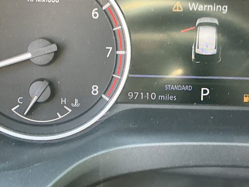 Used 2021 Nissan Rogue S FWD image 15