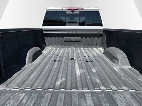 Used 2025 GMC Sierra 2500 AT4 w/ AT4 Premium Plus Package AWD/4WD image 36