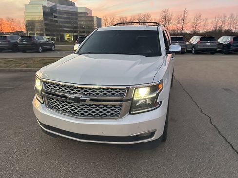 Used 2016 Chevrolet Suburban LTZ image 13