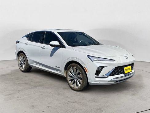 Used 2025 Buick Envista Avenir FWD image 7