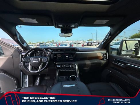 Used 2024 GMC Sierra 2500 Denali w/ Denali Reserve Package AWD/4WD image 30