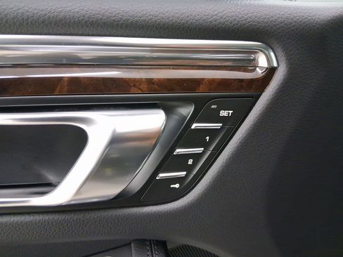Used 2026 Porsche Macan S AWD/4WD image 15