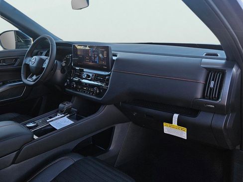 New 2026 Nissan Pathfinder Rock Creek AWD/4WD image 16
