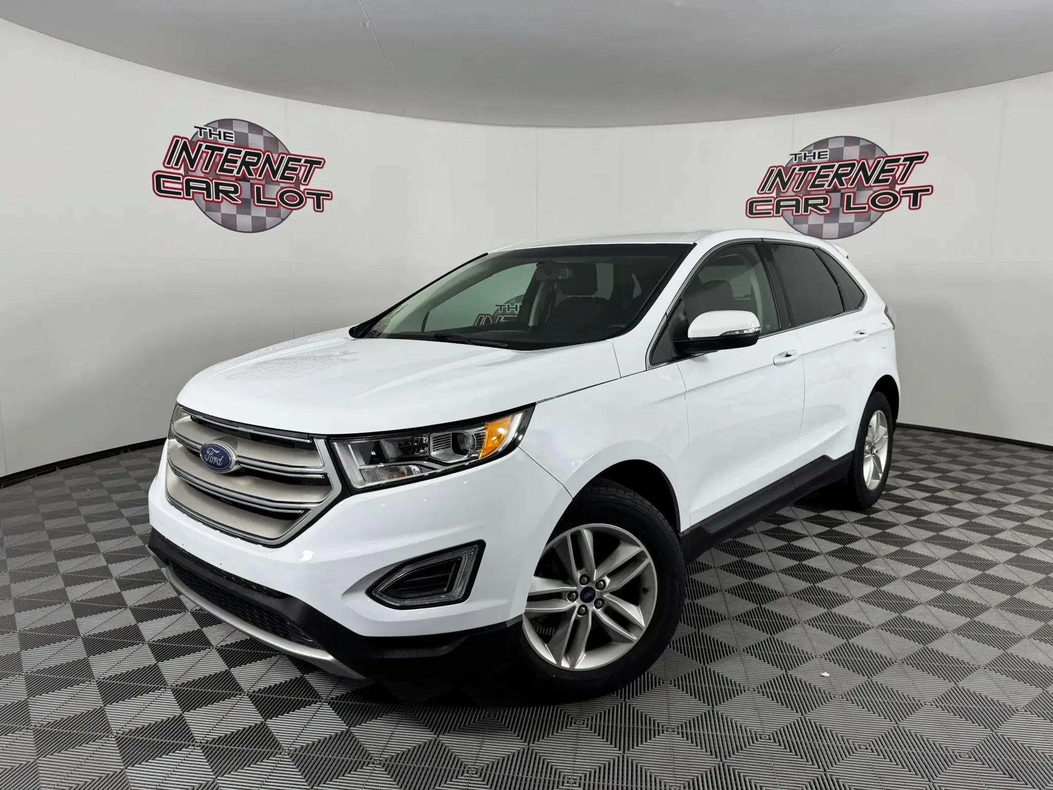 Used 2016 Ford Edge SEL FWD image 1