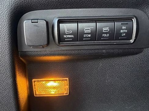 Used 2018 Ford Explorer Sport w/ Equipment Group 401A AWD/4WD image 40
