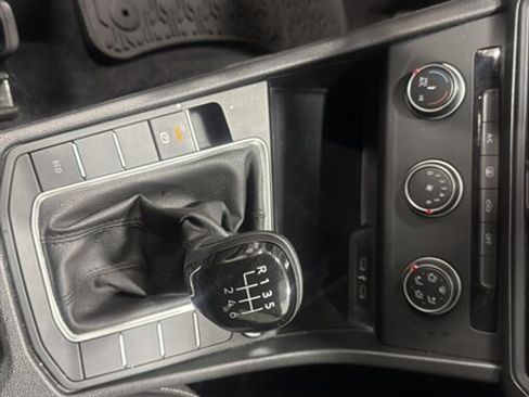 Used 2022 Volkswagen Jetta S FWD image 5