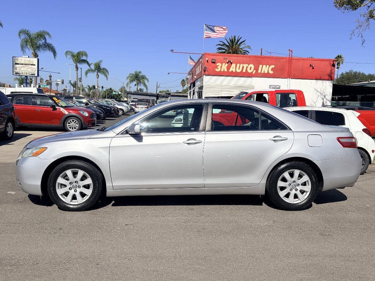 Used 2008 Toyota Camry XLE FWD image 4